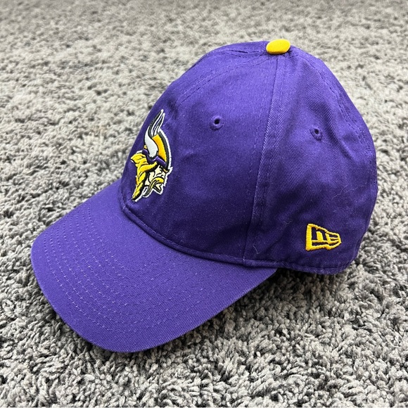 New Era 9Forty Hat Minnesota Vikings NFL Logo Women Adjustable Purple Hook Loop - Picture 2 of 8
